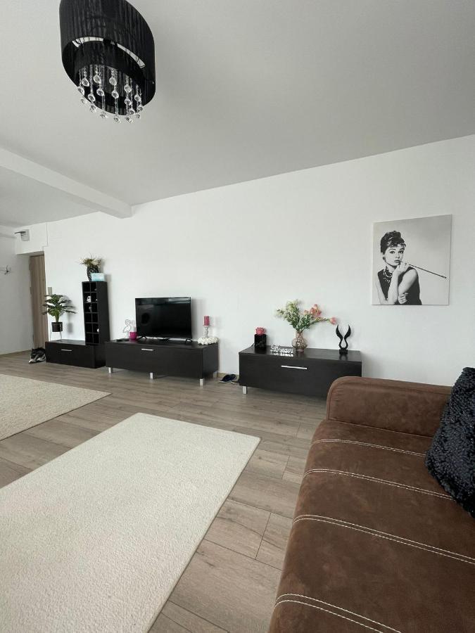 Adriana Home Turda Exteriör bild