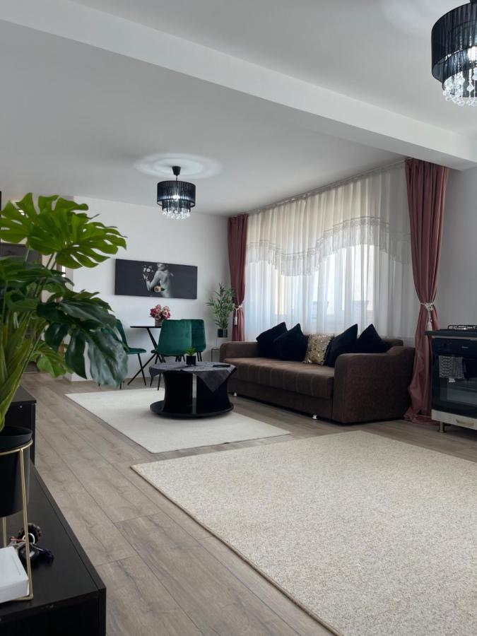 Adriana Home Turda Exteriör bild