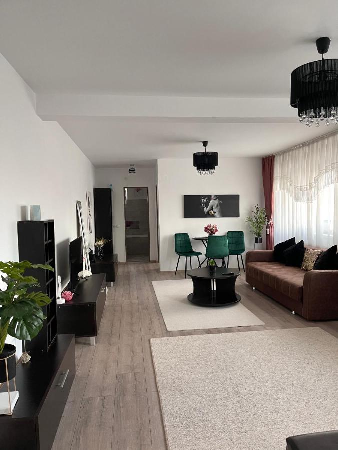 Adriana Home Turda Exteriör bild