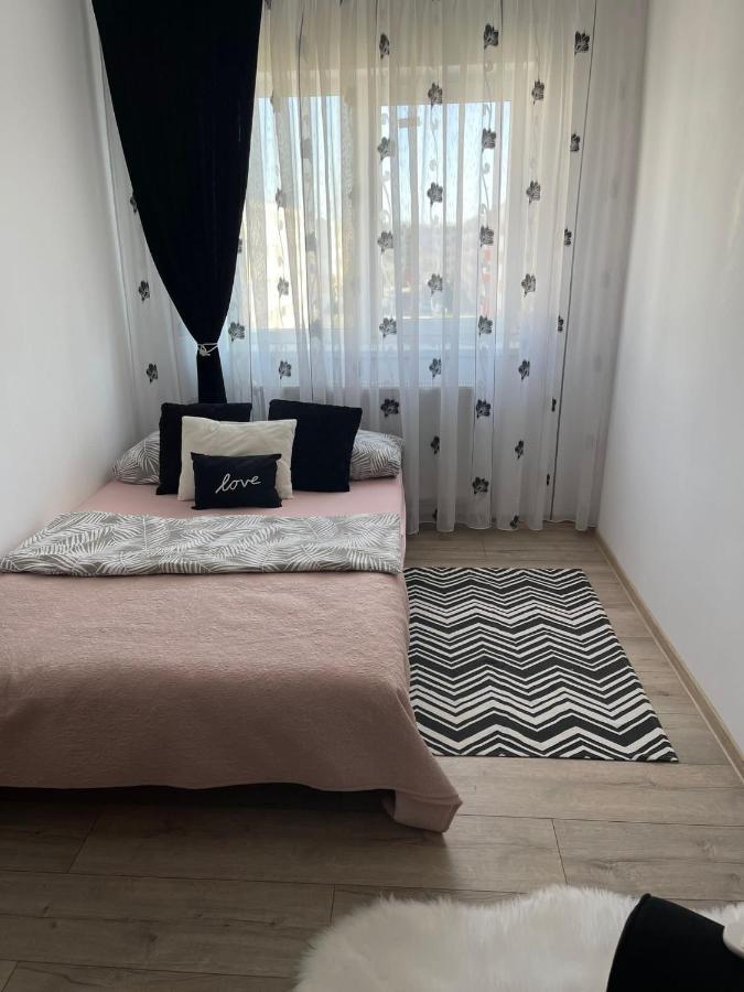 Adriana Home Turda Exteriör bild